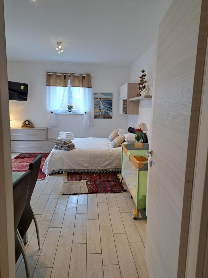 Il Casale Rosso Monolocale Cinque Terre-Toscana Caniparola di Fosdinovo Exterior foto